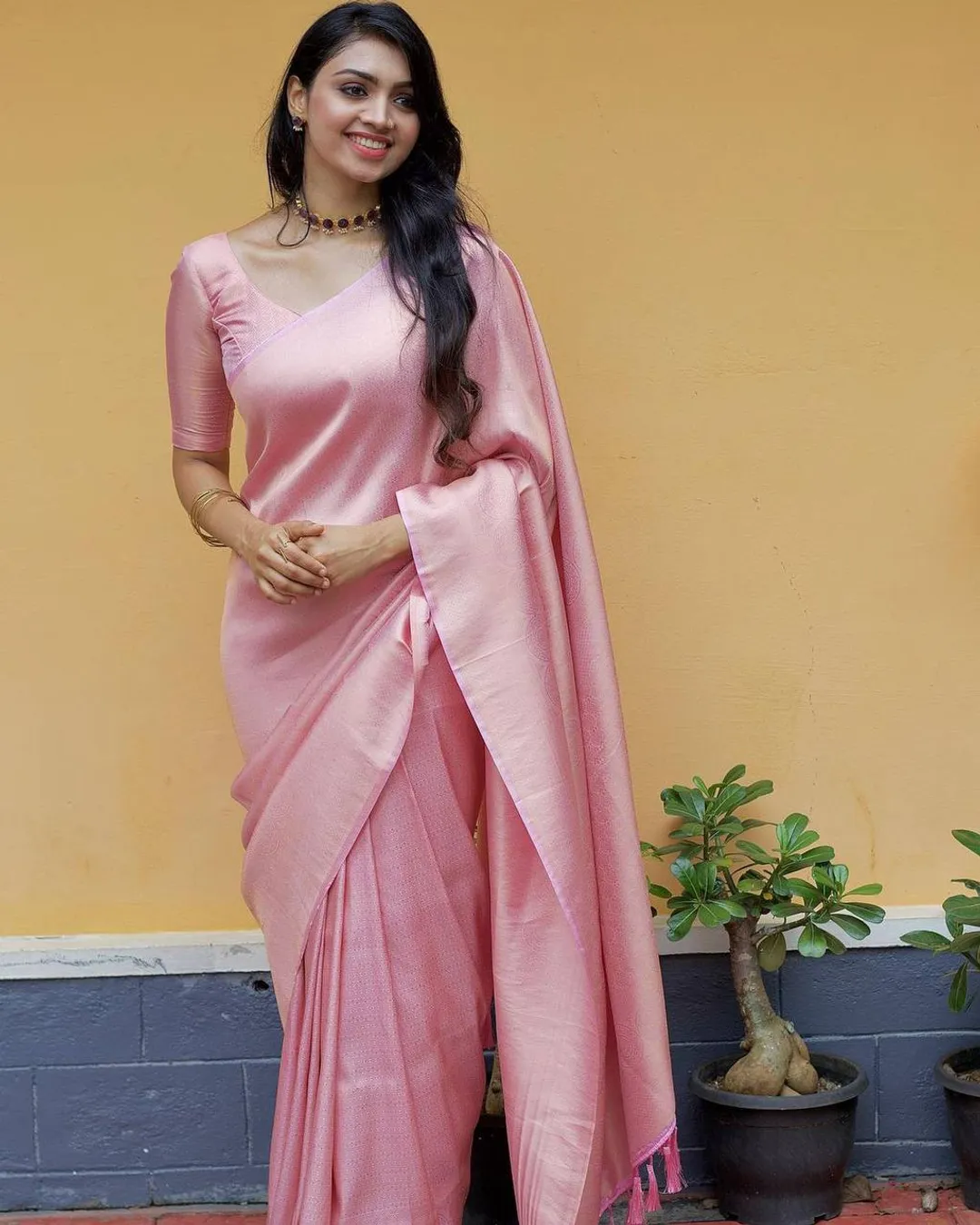 Blush Pink Banarasi Soft Silk Saree with Elegant Weave