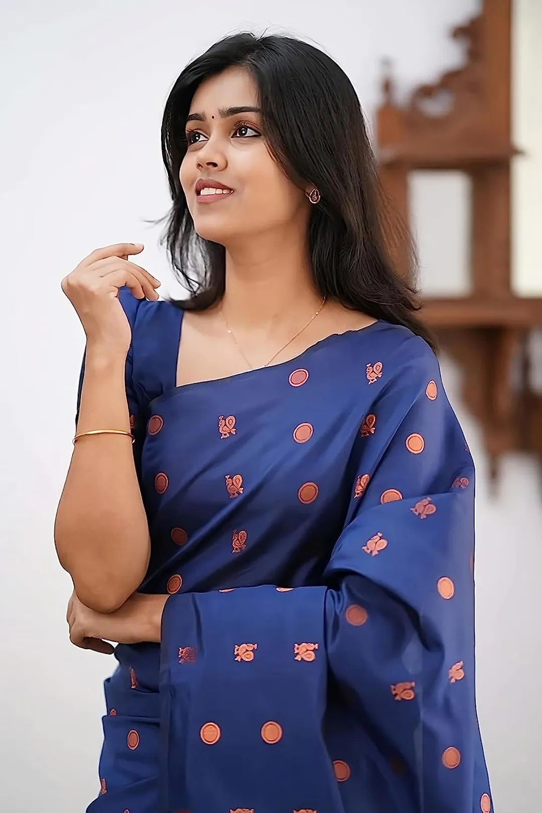Navy Blue Zari Woven Banarasi Silk Saree Online