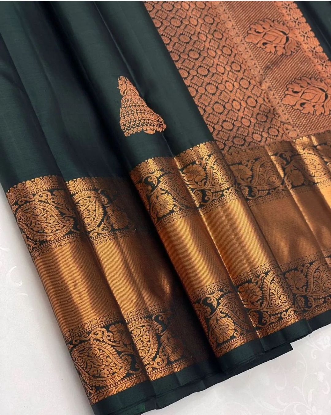Royal Dark Green Banarasi Soft Silk Saree with Zari