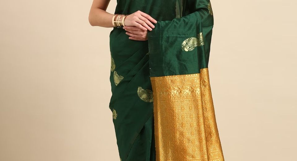 Janmashtami Outfit Ideas: Banarasi Sarees, Lehengas & Salwar Suits for Comfortable Festive Dressing