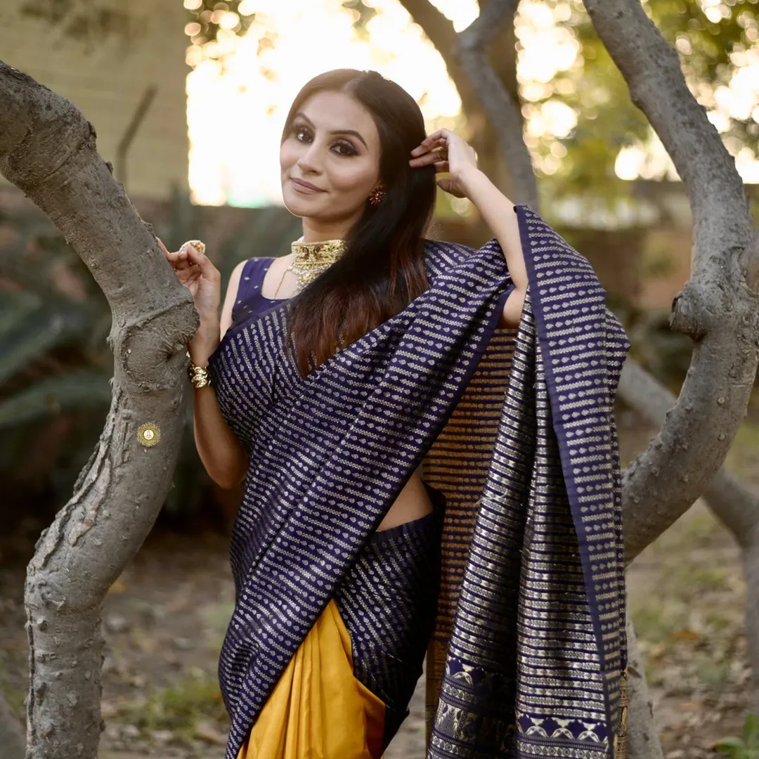 Designer Black Soft Silk Saree with Intricate Patterns