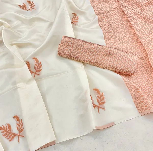 Elegant Cream Silk Saree with Minimal Zari Work