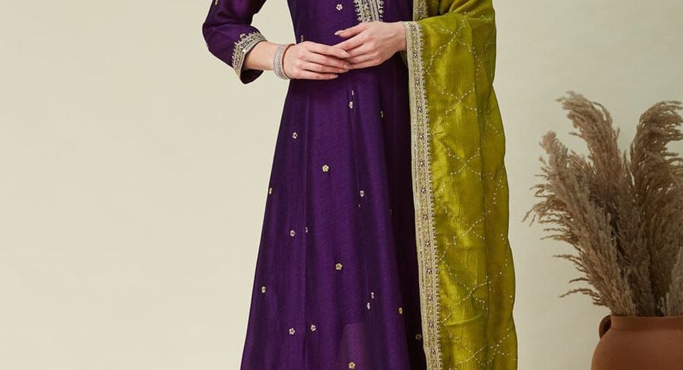 Checklist for Buying Your First Anarkali Suit Online Without Guesswork