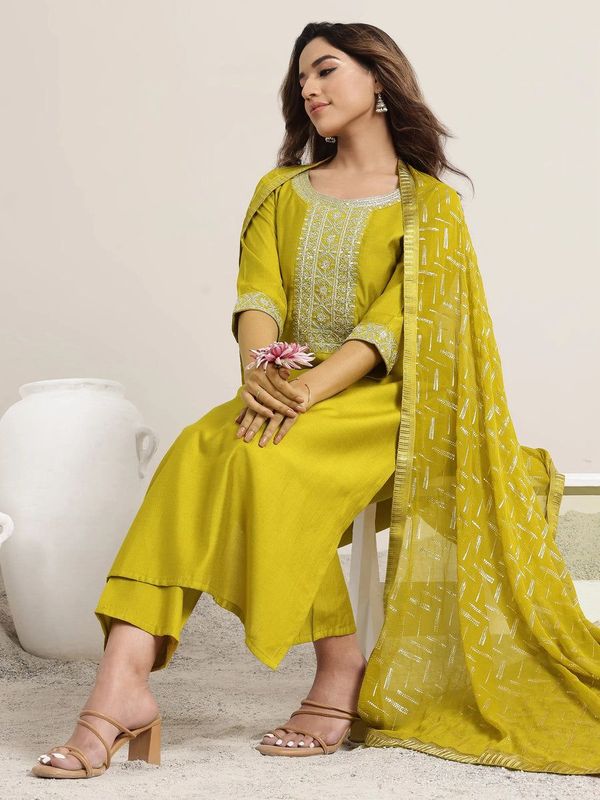 Olive Designer Kurti Set with Amrai Silk Dupatta