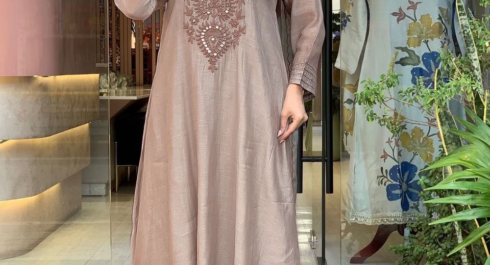 What Tailors Can Change Easily and What They Cannot for Ethnic Wear Alterations