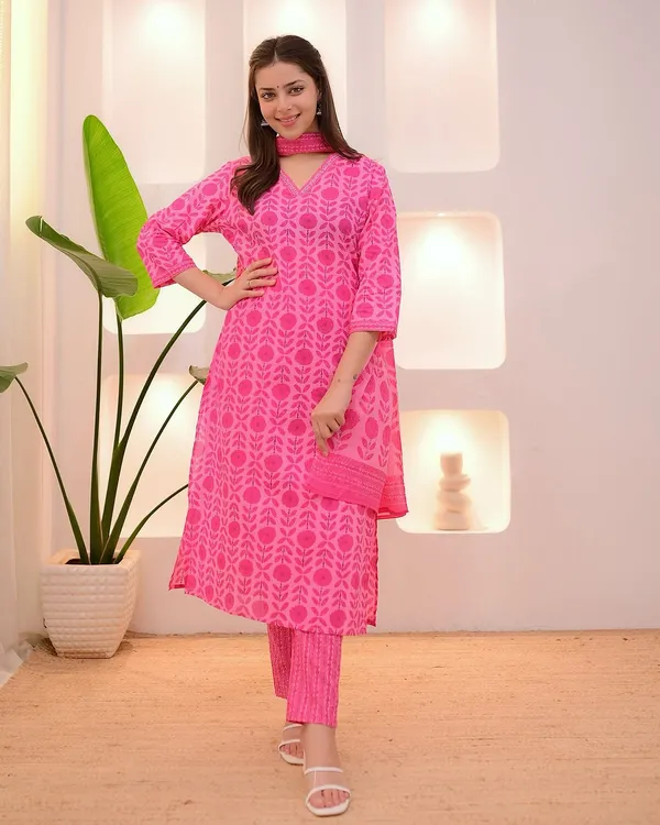 Pink Printed Rayon Kurta Set with Dupatta for Elegant Everyday Wear