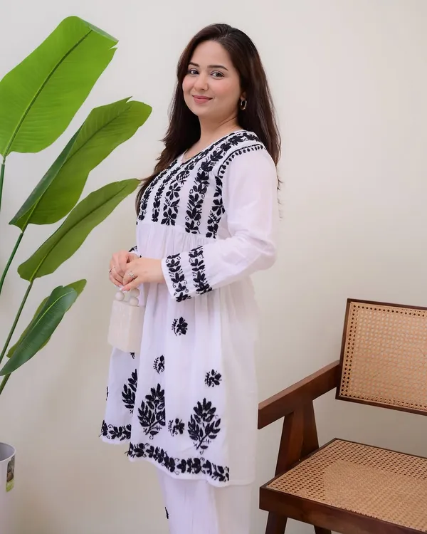Soft Khadi Cotton White Kurta Set with Black Design