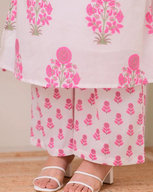Designer Pink Floral Kurta Set with Muslin Dupatta