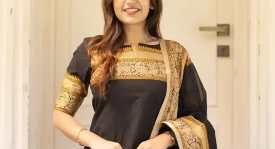 Kurti With Jeans Outfit Ideas Using the Right Length Colour and Footwear