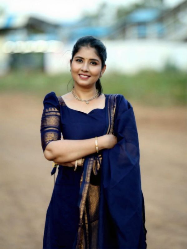 Blue Kanchi Cotton Jacquard Kurti with Elegant Dupatta