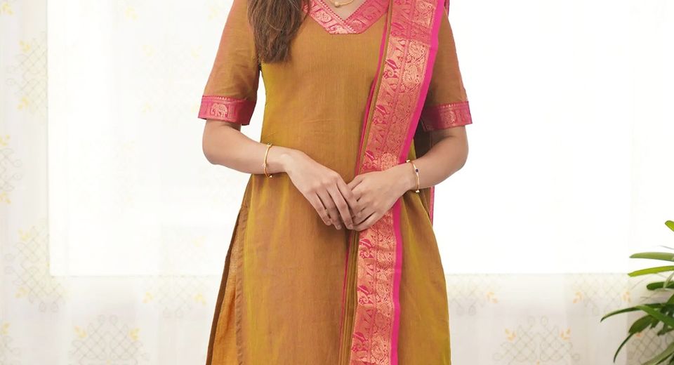 Who High-low Kurtis Suit and Which Bottoms Work Best for Every Body Shape