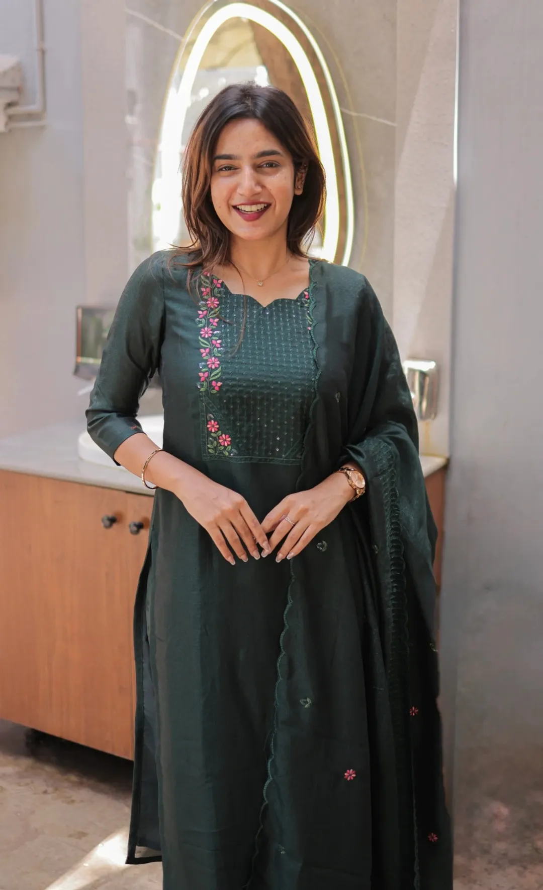 Graceful Dark Green Cotton Kurta Set for Women Online