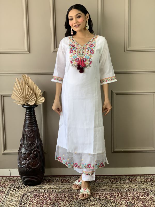 White Chanderi Embroidered Kurta Set with Organza Dupatta