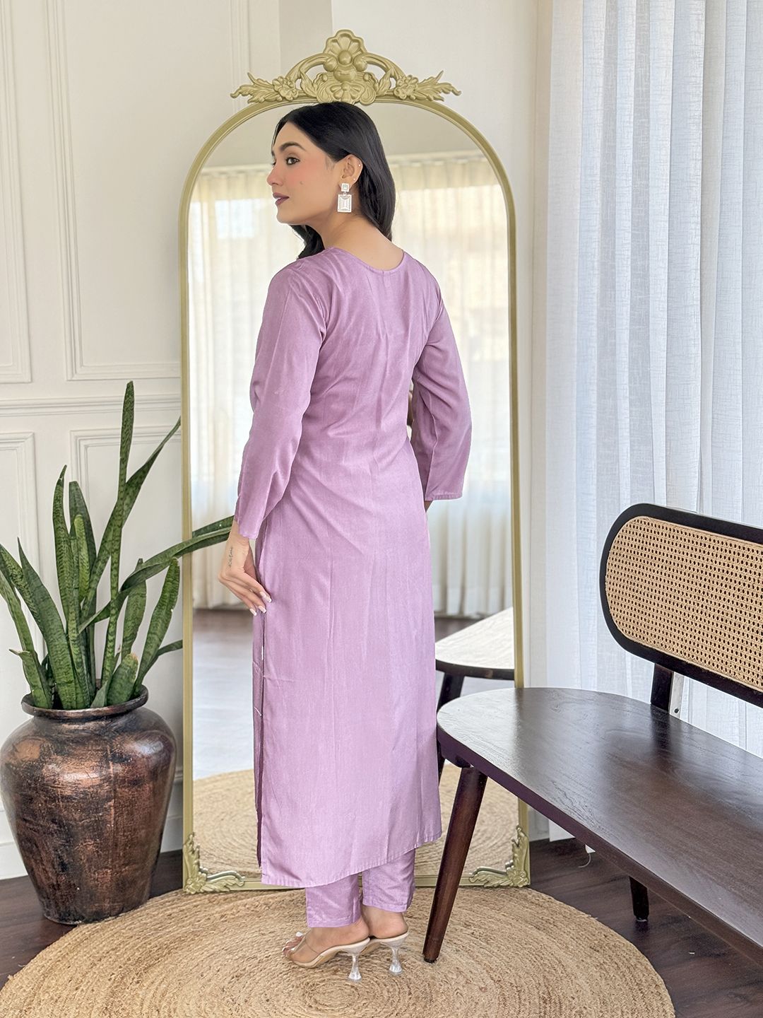 Lavender Embroidered Kurti Pant Dupatta Set Online