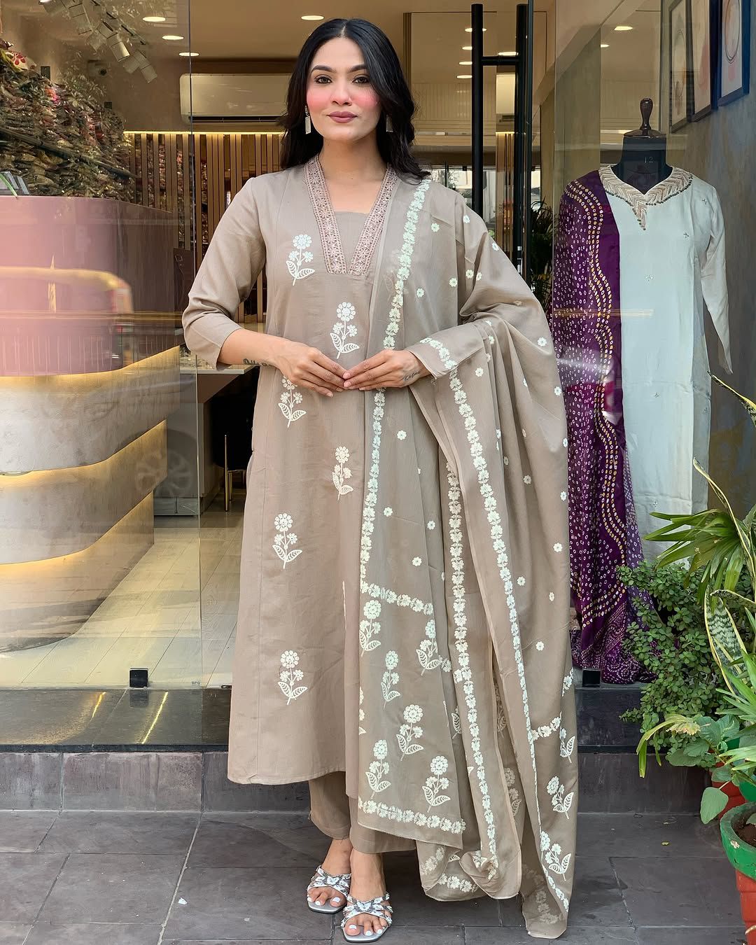 Cream Embroidered Kurta Set with Bandhani Style Dupatta