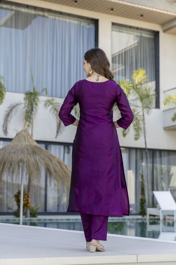 Purple Embroidered Kurti Pant with Dupatta Online