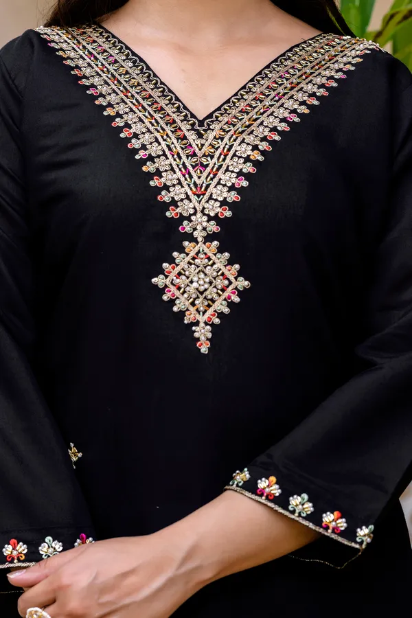 Black Embroidered Chanderi Kurti Pant Dupatta Set