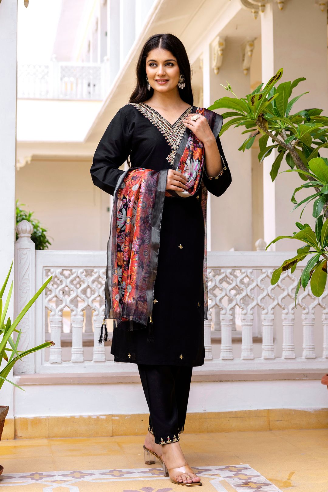 Black Embroidered Chanderi Kurti Pant Dupatta Set
