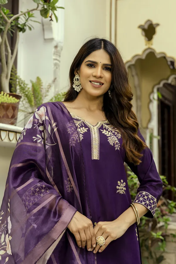Wine Embroidered Chanderi Kurti Pant Dupatta Set