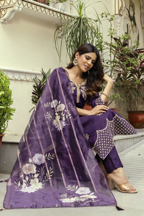 Wine Embroidered Chanderi Kurti Pant Dupatta Set