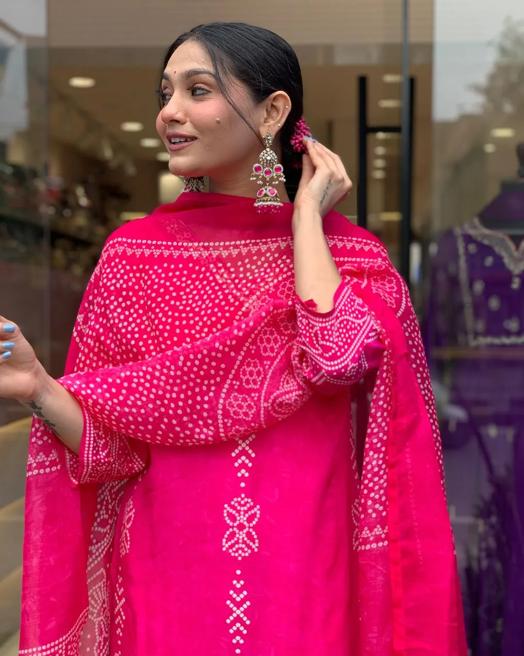 Rani Pink Crepe Embroidered Kurta Pant Dupatta Set