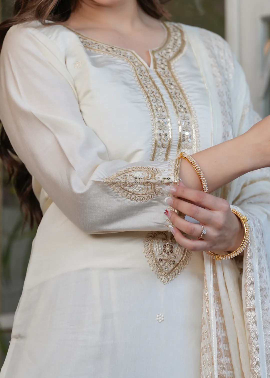 Elegant White Chanderi Kurta Pant Dupatta Set Women