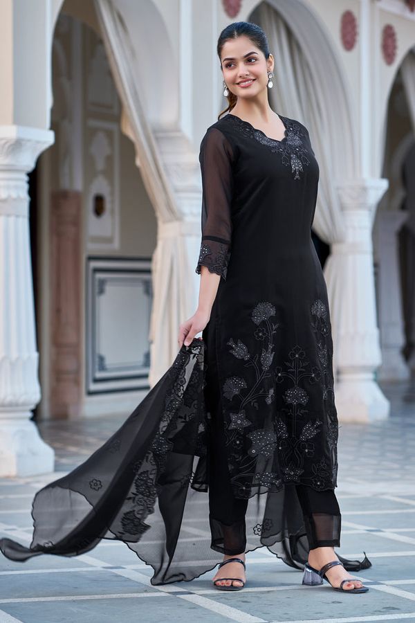 Elegant Black Georgette Kurta Pant Dupatta Set Women