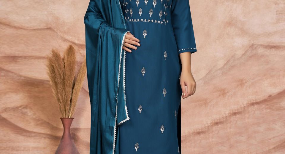 Patiala Suit Guide: Traditional Punjabi Salwar Kameez to Modern Looks