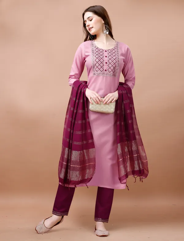 Blush Pink Embroidered Kurta Pant Dupatta Set Women