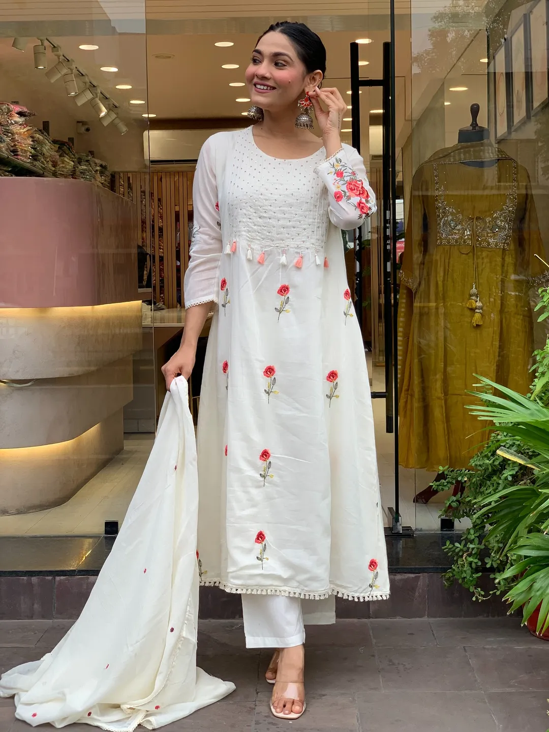 Ivory Floral Embroidered Chanderi Silk Kurta Set Women