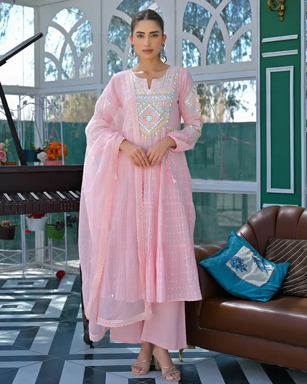 Ivory Floral Embroidered Chanderi Silk Kurta Set Women