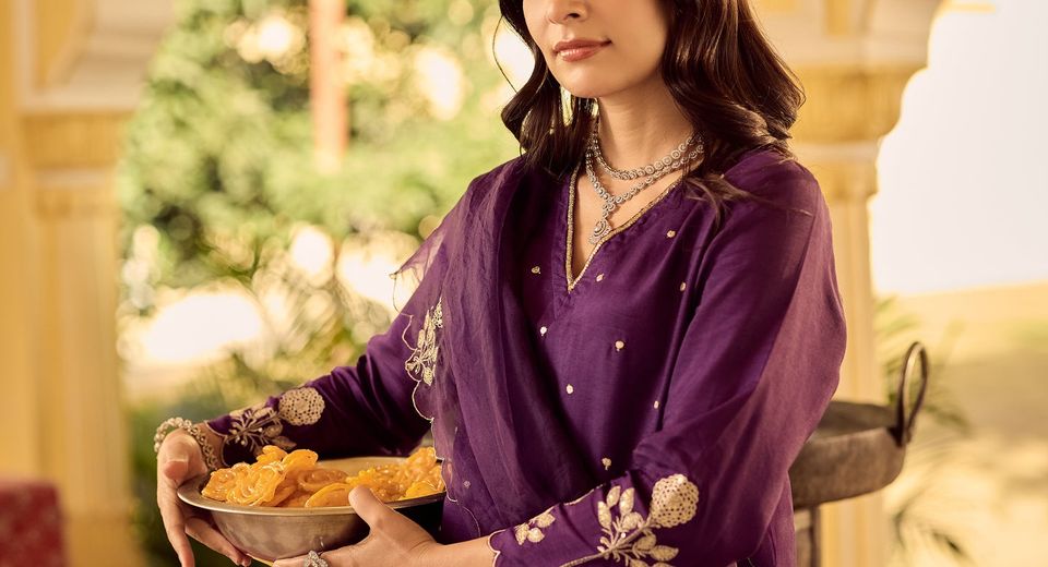 Manipuri Ethnic Wear Guide for Festivals & Weddings That Respects Tradition
