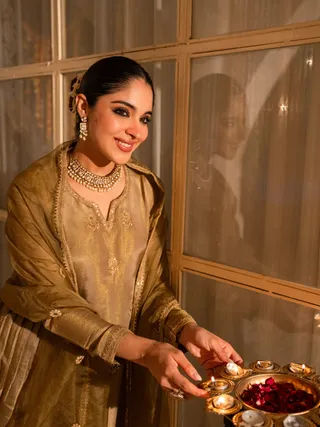 Olive Embroidered Chanderi Kurta Pant Dupatta Set