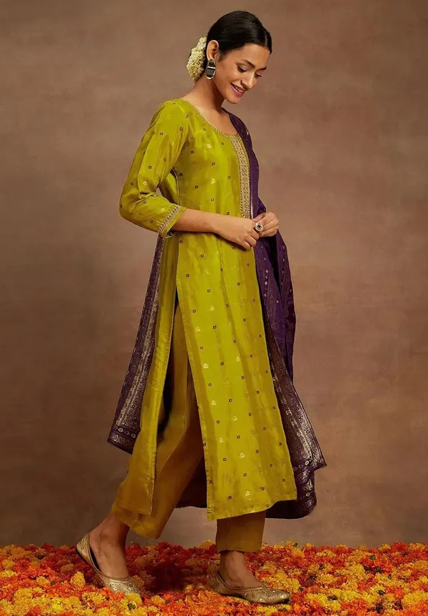 Elegant Green Kurta Pant Dupatta Set for Women