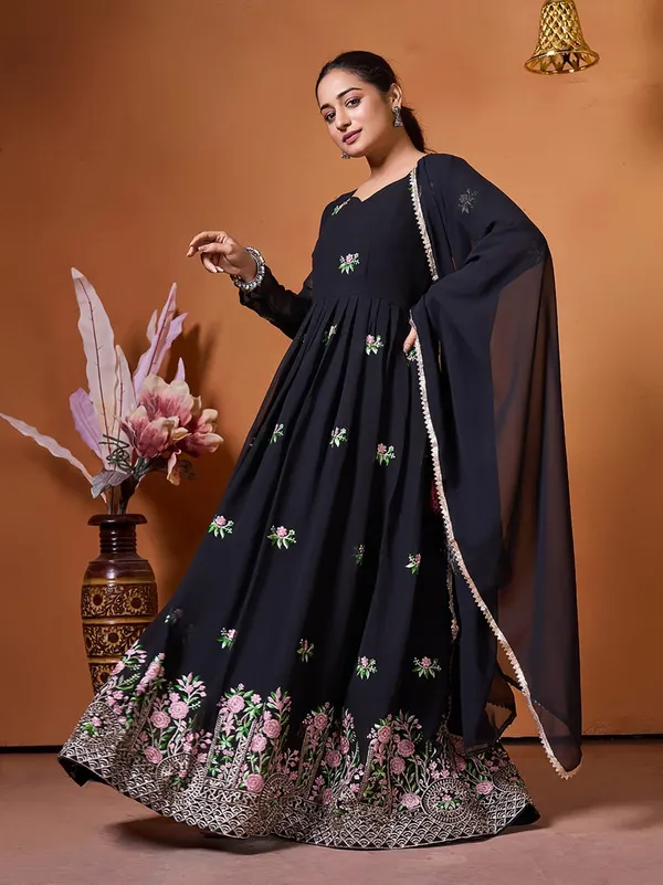 Elegant Black Ethnic Gown with Floral Embroidery