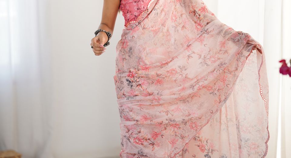 Face Shape, Jewellery and Saree Pairings for Sweetheart Neck Blouses That Actually Work