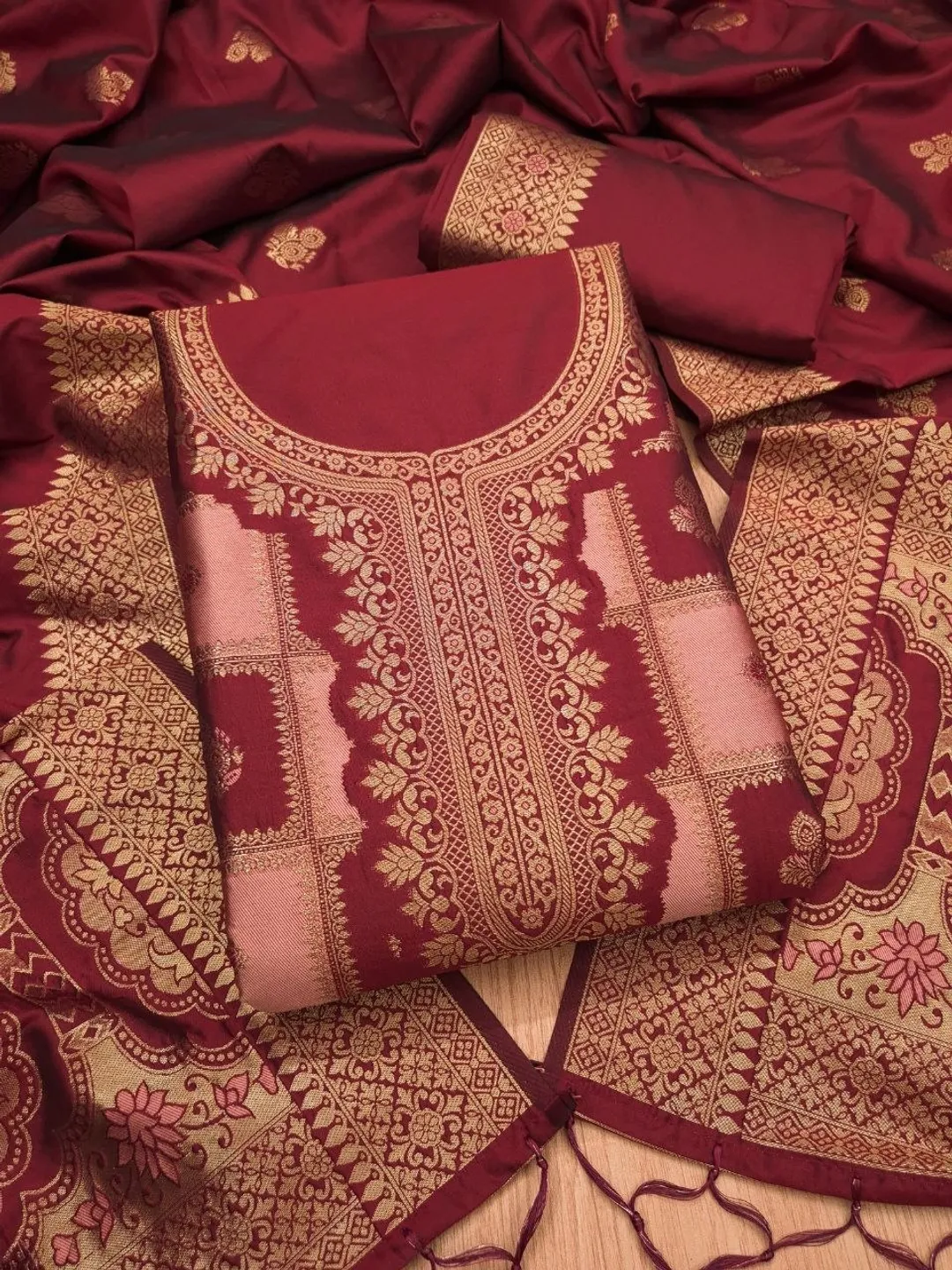 Maroon Paithani Style Zari Woven Unstitched Suit Material
