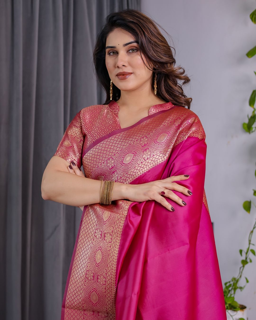 Buy Rani Pink Banarasi Silk Saree with Jacquard Zari Border