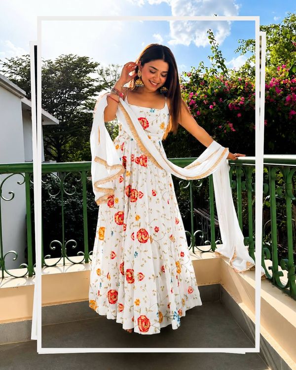 White Floral Vichitra Silk Anarkali Suit Set | Varnavi