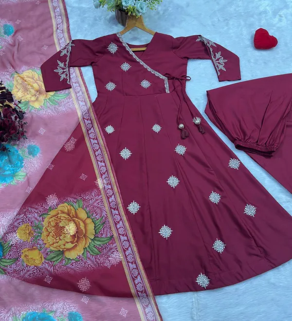 Maroon Embroidered Rayon Cotton Anarkali Suit Set | Varnavi