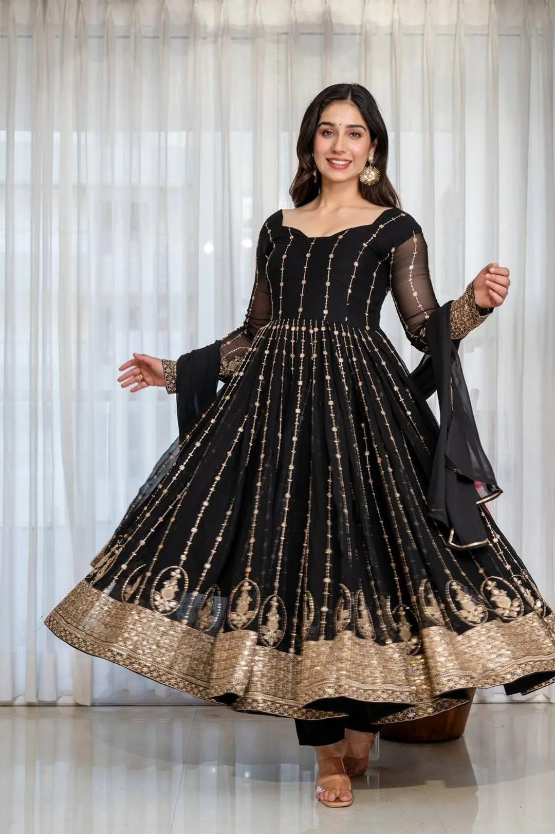 Black Zari Sequins Embroidered Anarkali Suit Set | Varnavi!