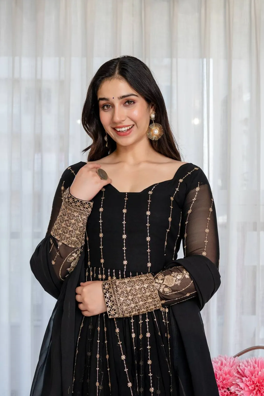 Black Zari Sequins Embroidered Anarkali Suit Set | Varnavi!