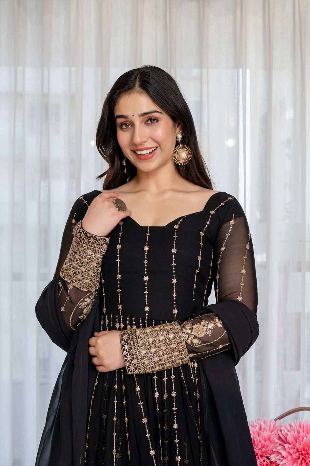 Black Zari Sequins Embroidered Anarkali Suit Set | Varnavi!