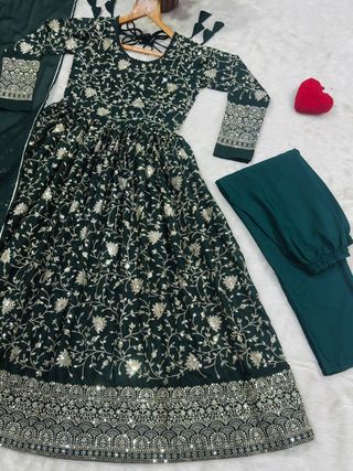 Dark Green Threadwork Anarkali Suit Set for Women | Varnavi