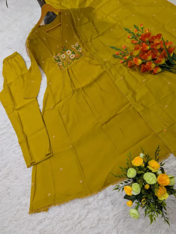 Mustard Embroidered Chanderi Kurta Set for Women - Varnavi.