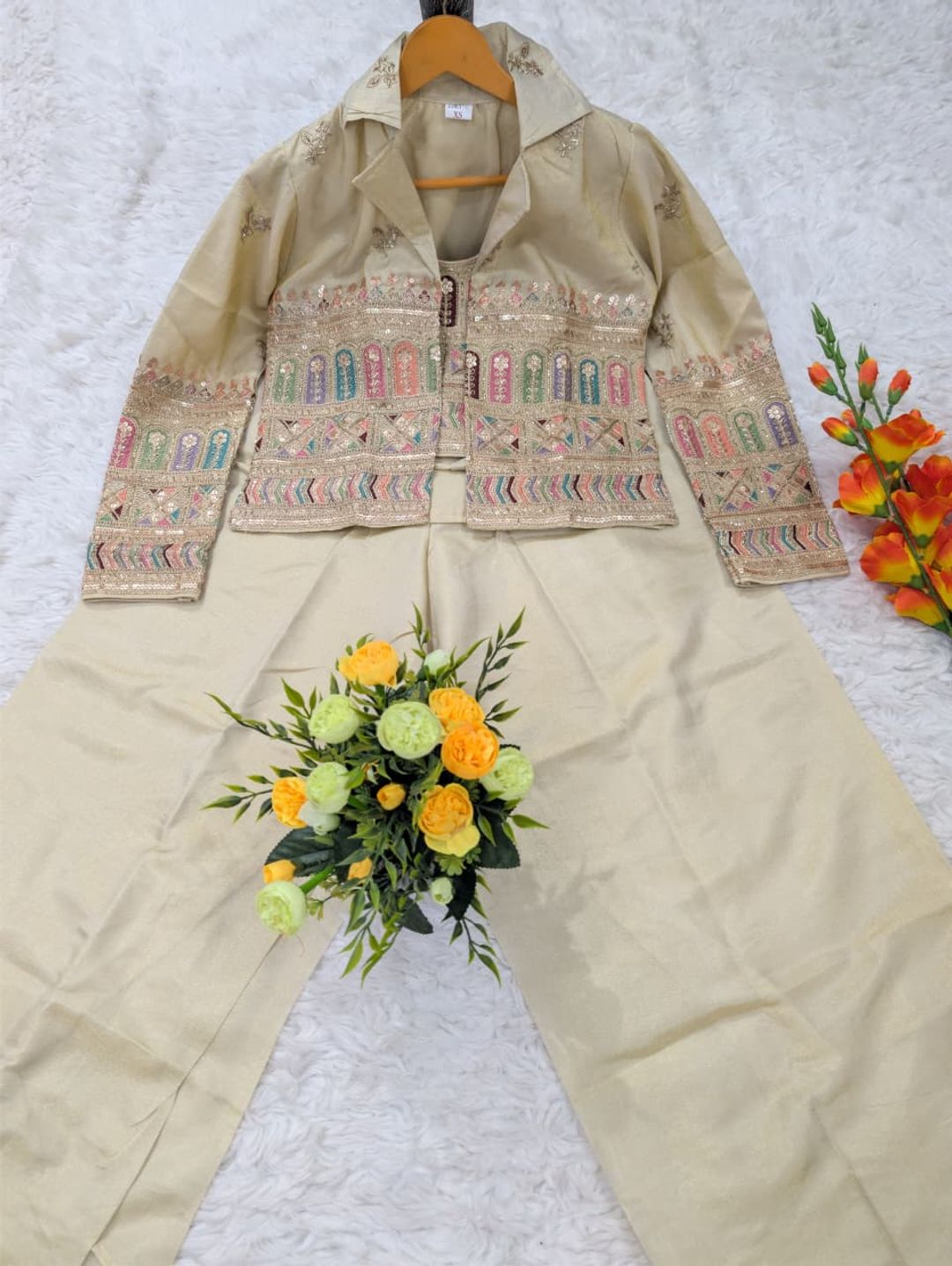 Women’s Embroidered Crop Top & Jacket Palazzo Set | Varnavi