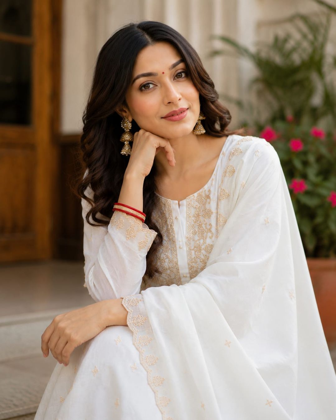 White Embroidered Viscose Jacquard Kurta Set for Women