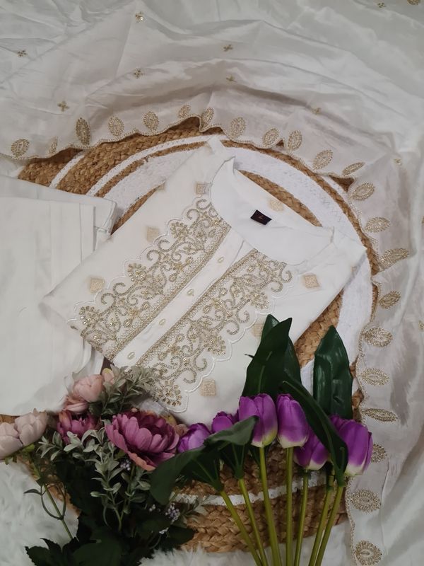 White Embroidered Viscose Jacquard Kurta Set for Women