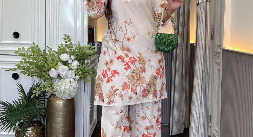 Garba Outfit Ideas with Gujarati Salwar Suits and Dupattas That Move Beautifully