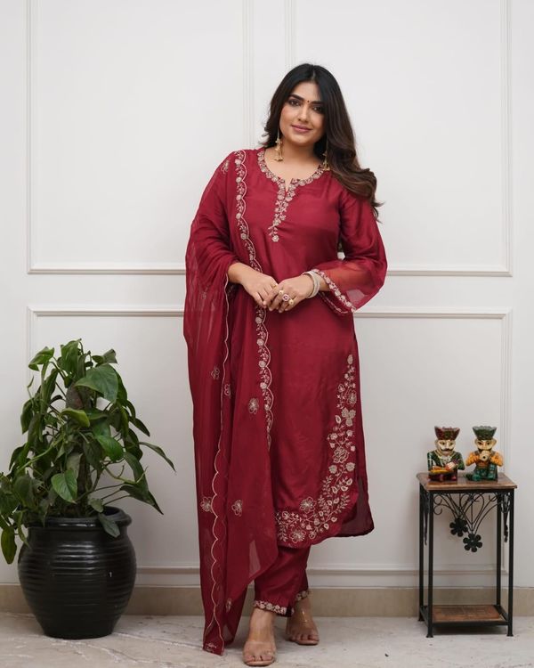 Maroon Viscose Chanderi Silk Embroidered Kurta Set for Women
